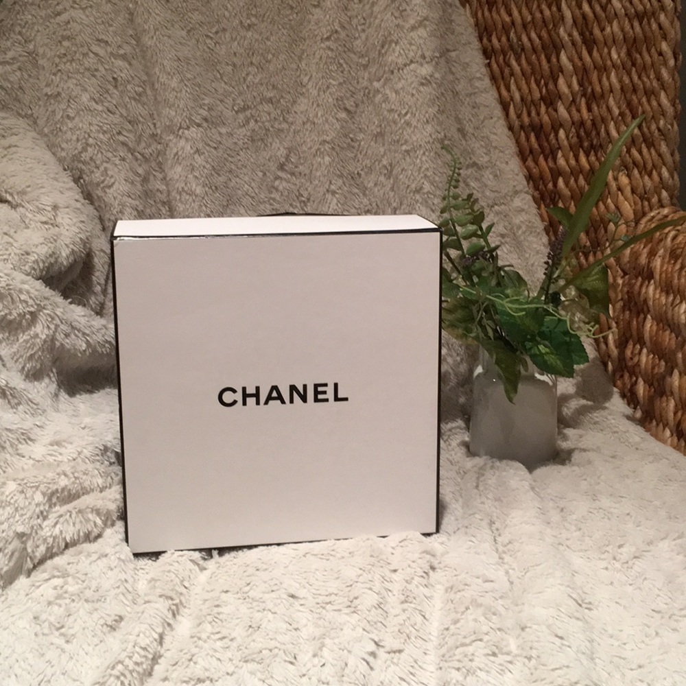 100% Authentic Chanel Box